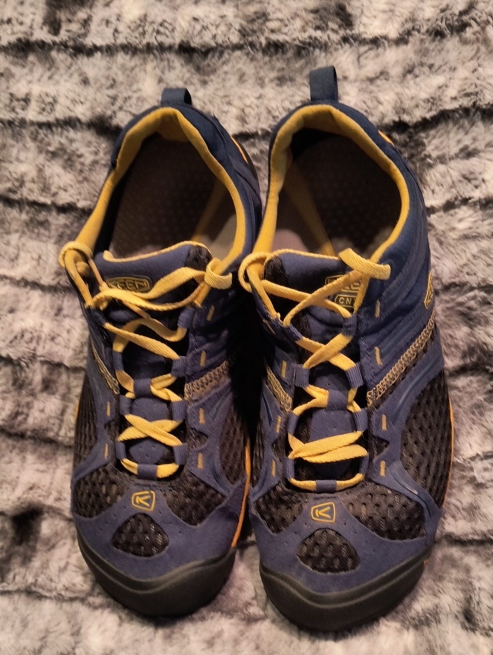 KEEN Men’s Navy and Yellow Trail Sneakers
